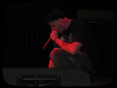 Crowd shot of Kardiac