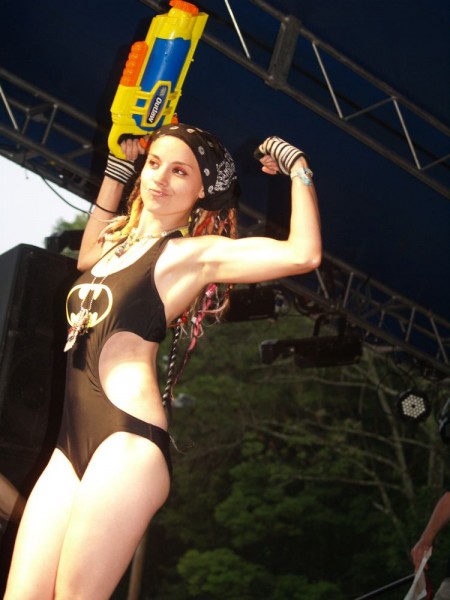 Juggalettes Who Squirt Hecklers with Faygo