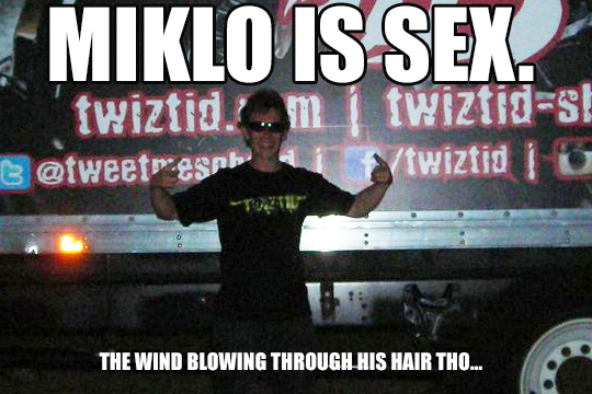 MIKLO1.jpg